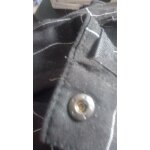 Pantalon skinny homme, de couleur noire avec de fines lignes blanches, taille 36, de la marque bershka, ...