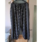 Pantalon taille 50 - 52 l�ger fluide noir � motif