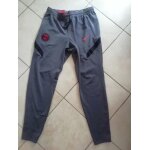 Pantalon - training nike du psg taille s - s / m ou ados (petit m). Pantalon - training nike du psg taille s - s / m ou ados (petit m).