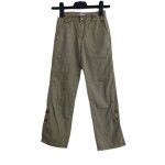 Pantalon vert kaki. pantacourt. u collection. coton. taille 10 ans. 140 cm