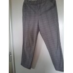 Pantalon  ; zara ;  carreaux gris et noir  ; femme