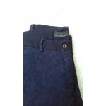 Pantalon zara taille 42 bleu marine et noir motifs chamarés Pantalon zara taille 42 bleu marine et noir motifs chamarés