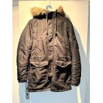  magnifique et comme neuve parka homme jack & jones s / m noire avec capuche