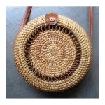 Petit sac à main à bandouliere en osier tressé forme ronde femme pin up Petit sac à main à bandouliere en osier tressé forme ronde femme pin up