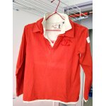 Polo rouge et blanc