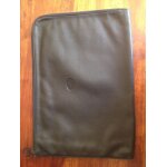 Porte document / ordinateur cuir marque longchamp. zippe a moiti, pochette intrieure. dimensions 40 ...