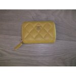 Porte monnaie, cartes chanel cuir jaune matelass�