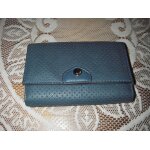 Porte monnaie , porte cartes pressionné parfois en simili cuir bleu pétrole , intérieur :1 porte monnaie ... Porte monnaie , porte cartes pressionné parfois en simili cuir bleu pétrole , intérieur :1 porte monnaie ...