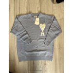 Pull ami paris bleu clair taille l et envoie sous 48 / 72h