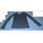 Pull bleu marine okaidi taille 10 ans . . Pull bleu marine okaidi taille 10 ans . .