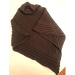 Pull cape caroll