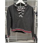 Pull � capuche taille xs jennyfer