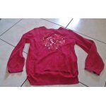 Pull coeur strass h&m taille 2 - 4 ans . . Pull coeur strass h&m taille 2 - 4 ans . .