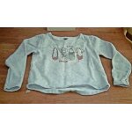 Pull court kiabi taille 10 ans ballerines . .