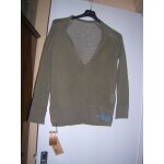 Pull levi's col v 100% coton taille s. Pull levi's col v 100% coton taille s.