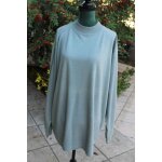 Pull montant c�lio vert amande � col montant. taille �tiquet�e:l
