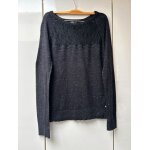 Pull noir pailleté le temps des cerises - taille xs Pull noir pailleté le temps des cerises - taille xs
