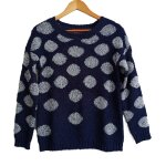 Pull poilu bleu marine a ronds blancs. tissaia. taille 38 / 40