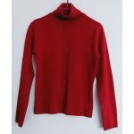 Pull rouge  col roul. camaieu. acrylique. taille 36