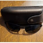 Rares lunettes vuarnet pouilloux estampilles rf 193 noi trs bonne tat avec leur tui rigide original. ...