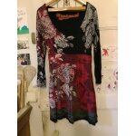 Robe asymétrique colorée 40 l desigual. Robe asymétrique colorée 40 l desigual.
