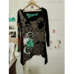 Robe asym�trique noire motifs gris / verts 40 l desigual.