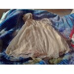 Robe broderies dentelle kiabi taille 3 ans . .