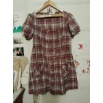 Robe  carreaux bordeaux / blancs 38 m cache cache.