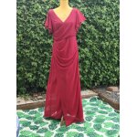Robe c�r�monie neuve bordeaux