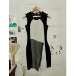 Robe chaude blanche / noire 34 xs desigual.