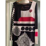 Robe desigual noir rouge t46 Robe desigual noir rouge t46
