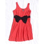Robe  h&m , rouge  pois blancs,  bretelles, taille 38