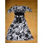 Robe manches courtes noire et blanche - caroll - taille 38 Robe manches courtes noire et blanche - caroll - taille 38