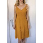 Robe naf naf moutarde ? taille 36 ? tr�s bon �tat