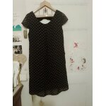 Robe noire kiss roses 38 m cama�eu.