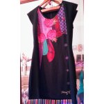 Robe noire motifs colorés 42 xl desigual. Robe noire motifs colorés 42 xl desigual.