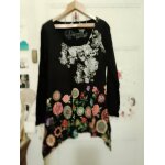 Robe noire motifs multicolore asym�trique courte 40 l desigual.