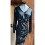 Robe noire satin boohoo, taille xs / 34