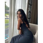 Robe noire zara col carr� ? dos nu ? c�tel�e ? cintr�e ? tr�s bon �tat ? xs / 34