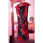 Robe nouée rouge / noire motifs blancs 34 xs desigual. Robe nouée rouge / noire motifs blancs 34 xs desigual.