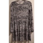 Robe pliss�e stradivarius � l'imprim� l�opard