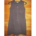 Robe À rayures multicolores de marque naf naf , de taille 38 . Robe À rayures multicolores de marque naf naf , de taille 38 .