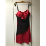 Robe rouge cache coeur - taille unique