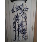Robe neuve taille 44 - 46 blanc motif bleu