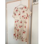 Robe taille 48 3 suisses longueur 100 cm tr�s bon �tat