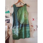 Robe verte / verte claire 40 l desigual.