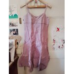 Robe violette pastelle 38 m blanche porte.