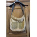 Sac besace bensimon tissu molletonné marron poches dont 2 en vrai daim Sac besace bensimon tissu molletonné marron poches dont 2 en vrai daim