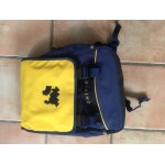 Sac à dos « chipie » bleu et jaune grande contenance, étiquette nom - adresse et tableau emploi du temps ... Sac à dos « chipie » bleu et jaune grande contenance, étiquette nom - adresse et tableau emploi du temps ...