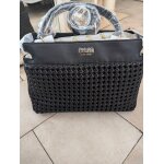 Sac guess neuf avec étiquette couleur noire. tres beau tressé Sac guess neuf avec étiquette couleur noire. tres beau tressé